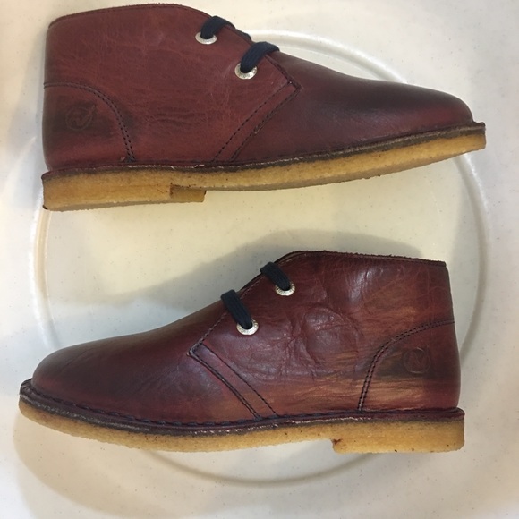 Naturino Distressed Leather Boots - Picture 4 of 8